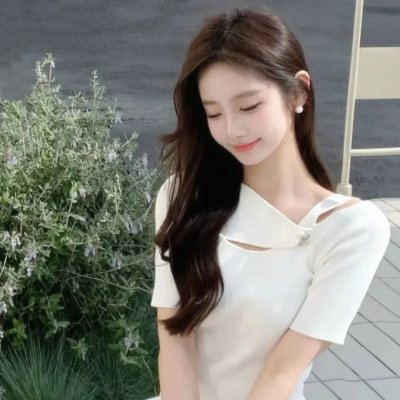 我重生为蛇，开局被泡在药罐子